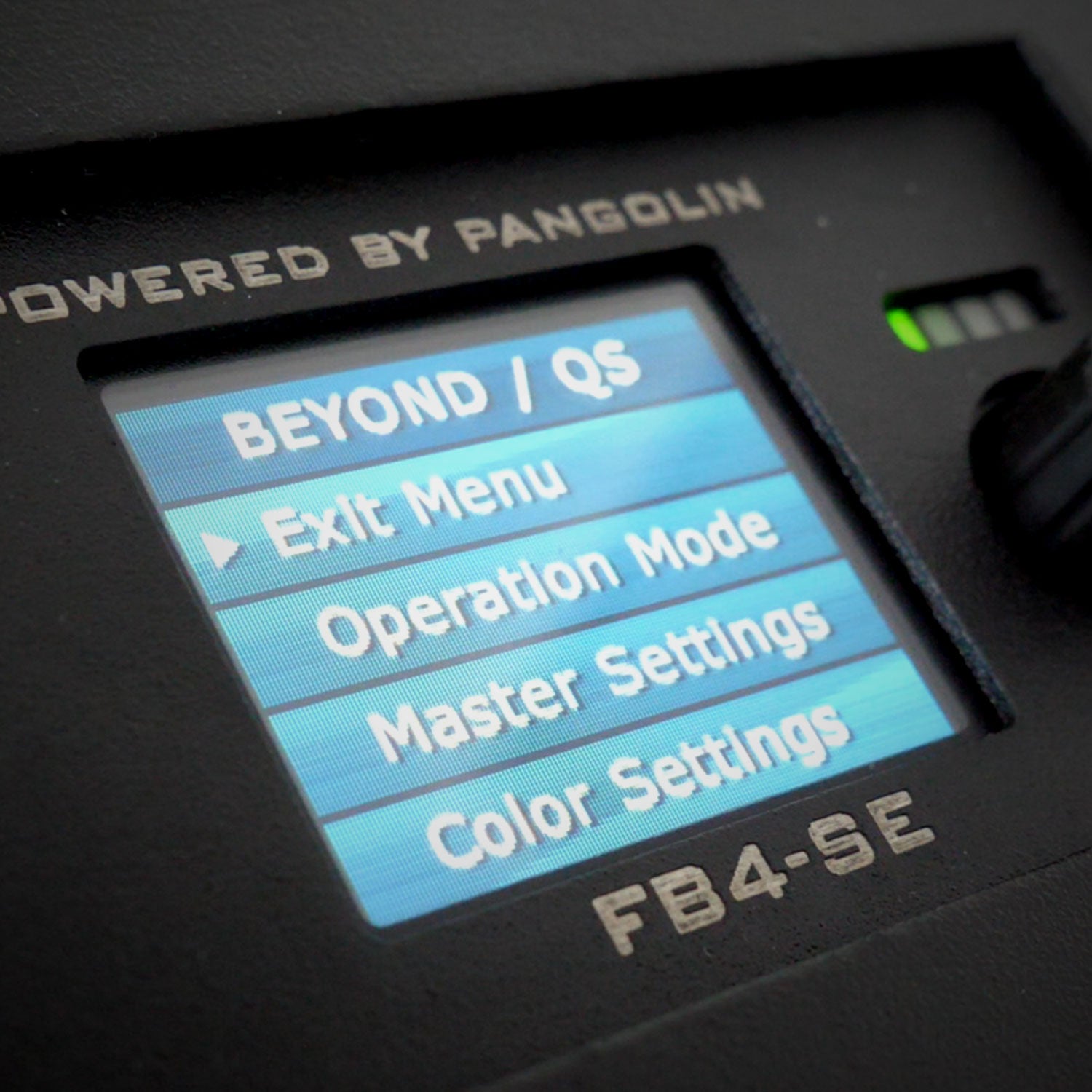 Pangolin FB4 interface display