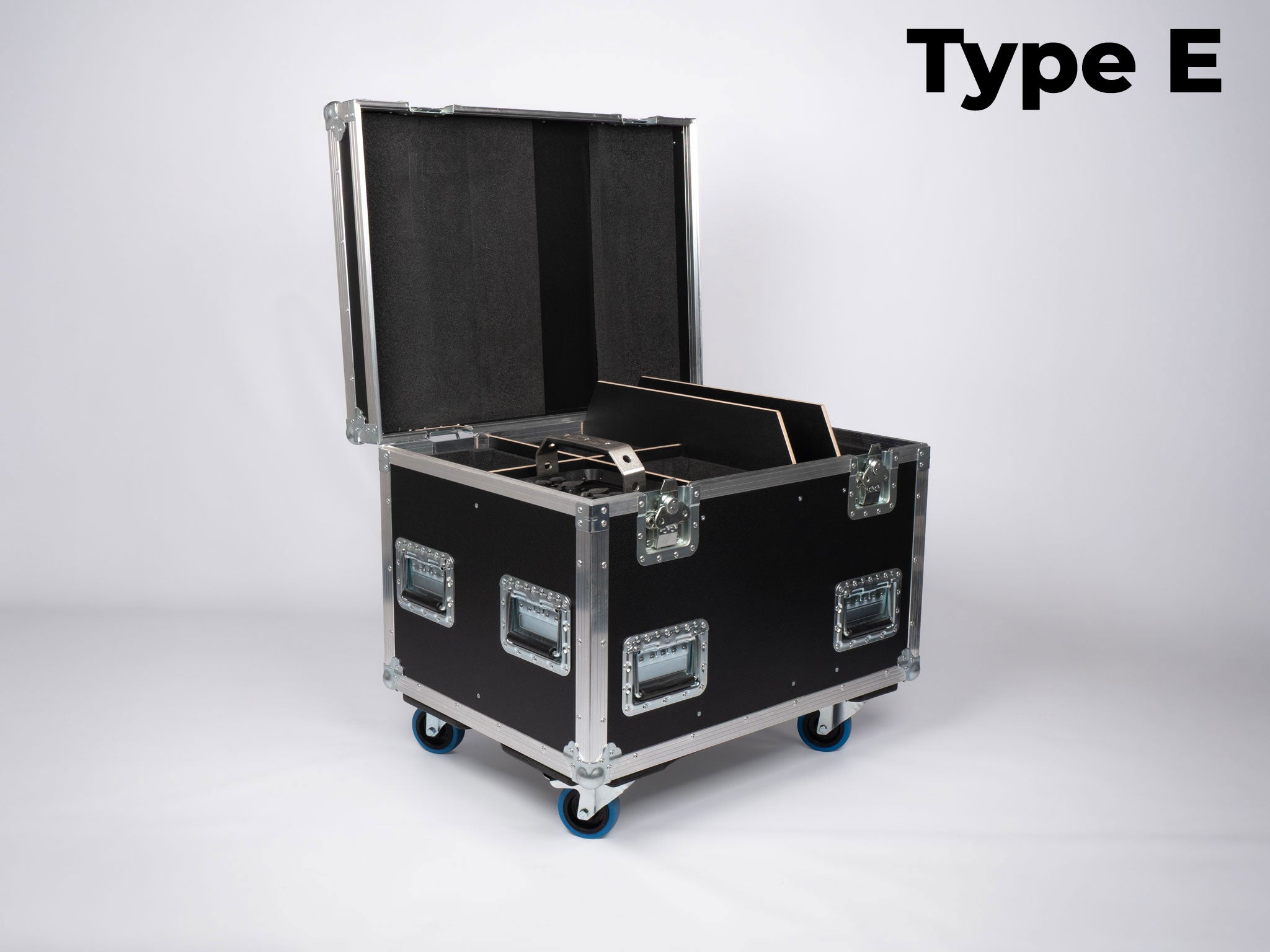 Heavy-duty flight case