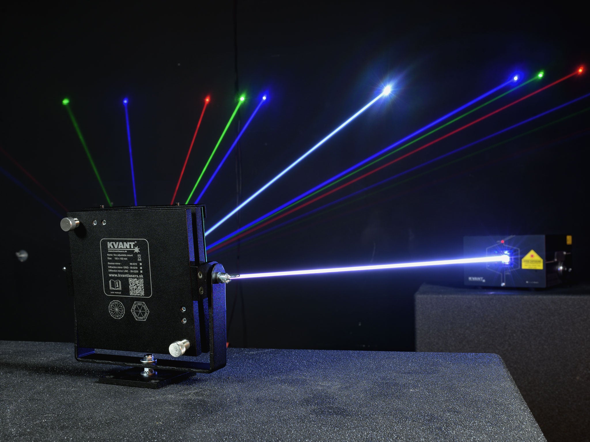 Laser diffraction mirror LINE