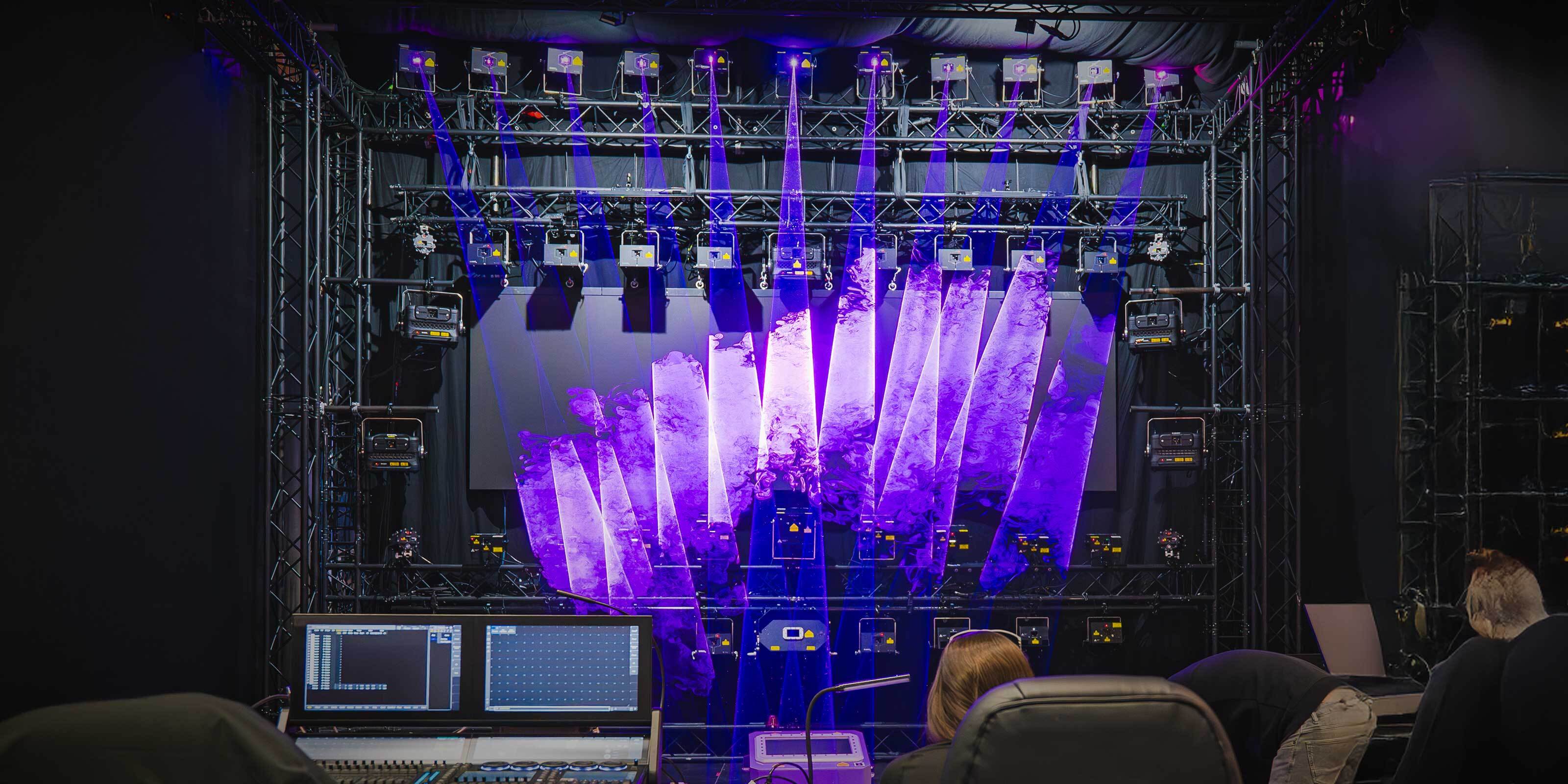 Ex-demo laser projectors and accessories collection