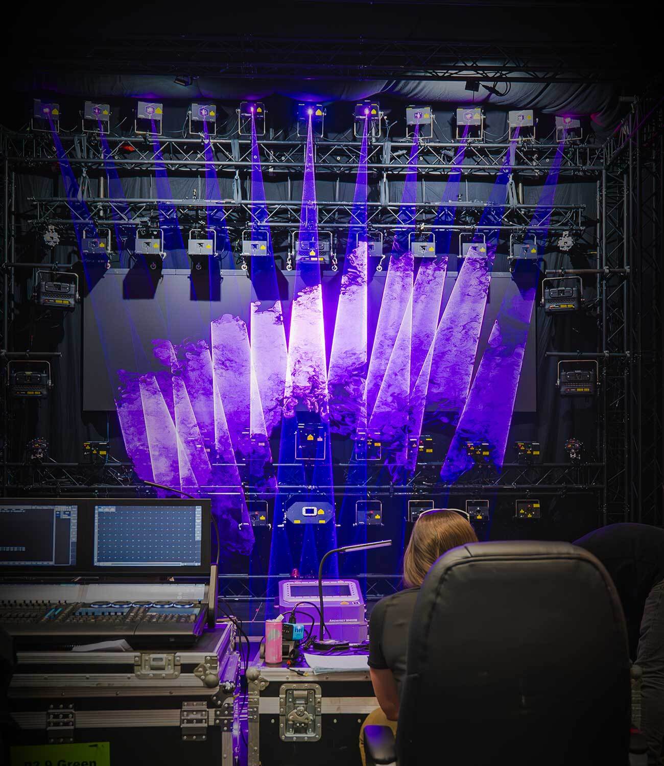 Ex-demo laser projectors and accessories collection_mobile