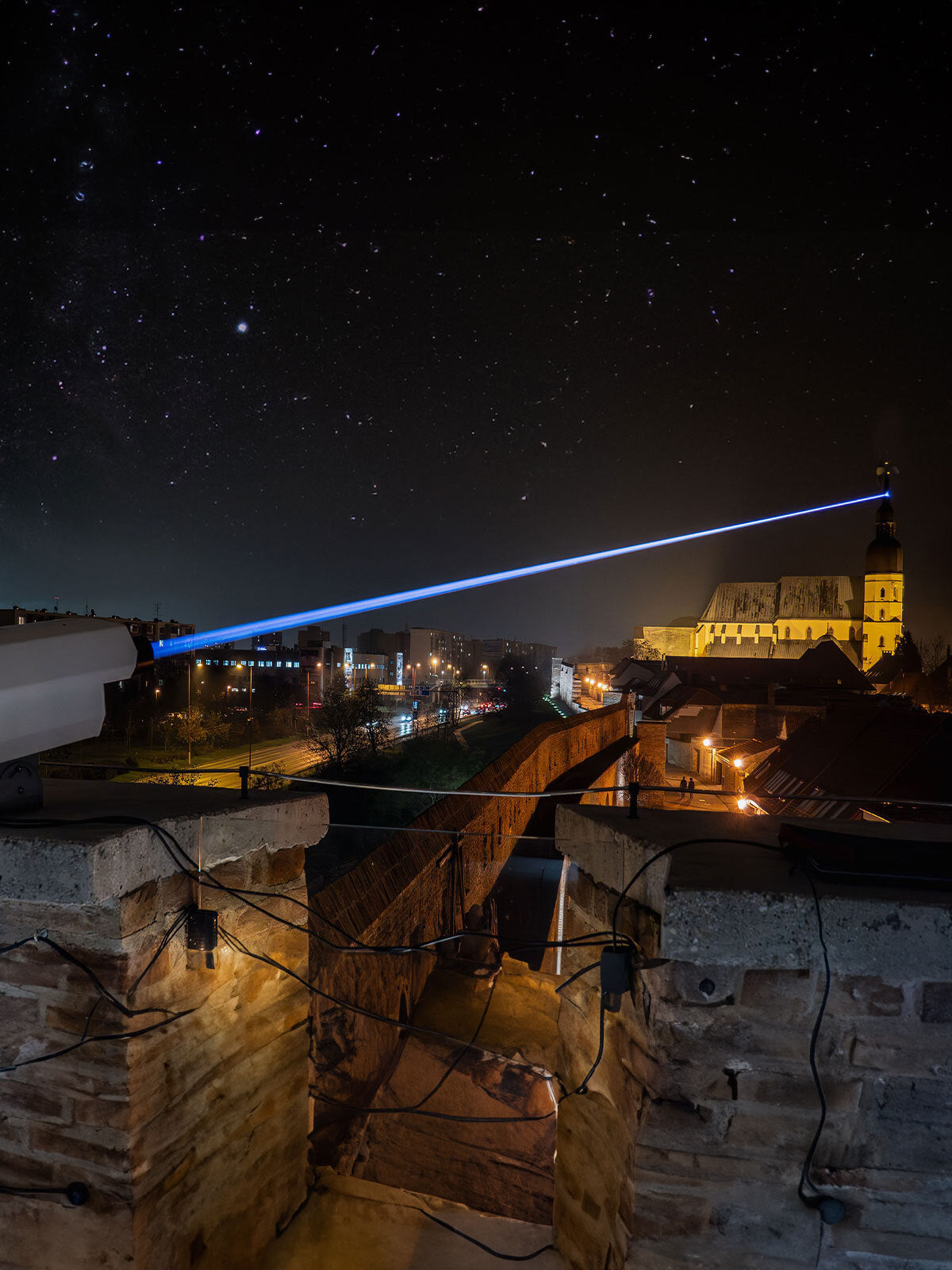 Kvant Lasers Home Page banner_mobile_5