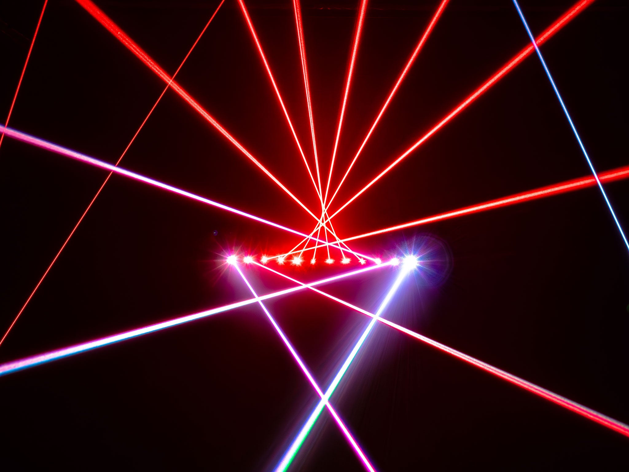 Kvant Burstberry laser projector / lighting fixture with SFX_15